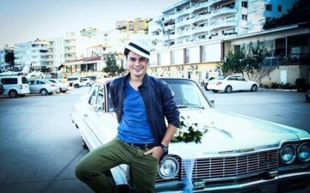 Din müəllimi interneti "partlatdı"
