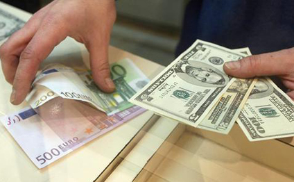Dollar yenə ucuzlaşdı