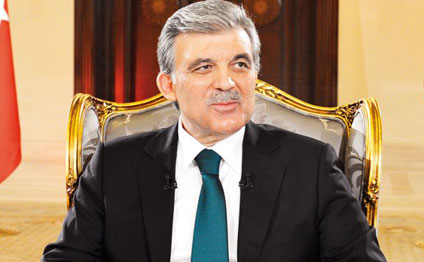 Abdullah Gül yeni villasına köçdü