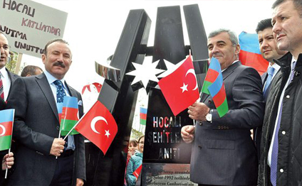 Türkiyədə Xocalı Abidəsi açıldı