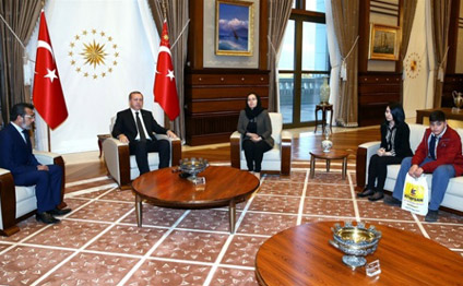 Prezident Özgecanın ailəsini qəbul etdi