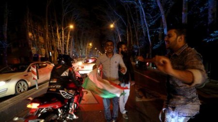 İranlı qadınlar tarixi anlaşmaya belə sevindi- Dünyanın danışdığı hadisə