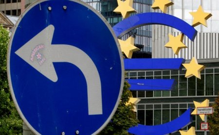 İtaliya Avropa Birliyindən çıxır