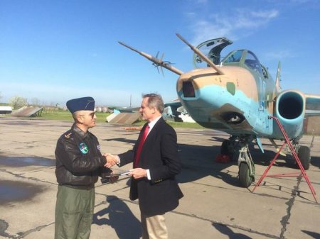 ABŞ səfiri Azərbaycanın aviabazasında