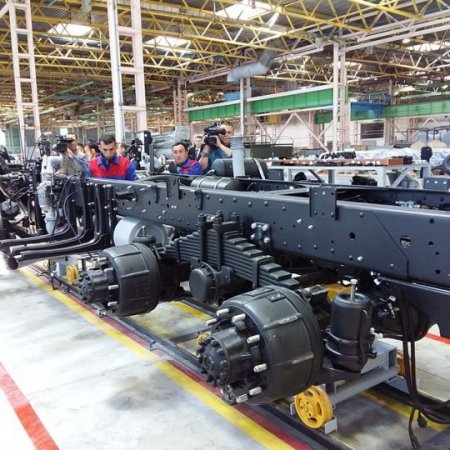 Azərbaycanda “KAMAZ” yığmağa başladılar