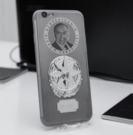 Heydər Əliyevin şərəfinə qızıl iPhone 6