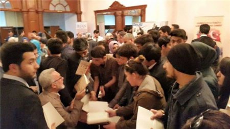 Çanaqqala şəhidləri anıldı
