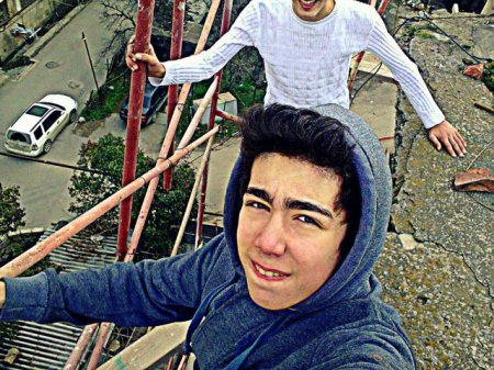 Bakıda çılğın gənclərin şok görüntüləri (+18)