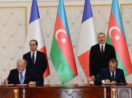 Azərbaycan və Fransa prezidentləri arasında görüş keçirildi