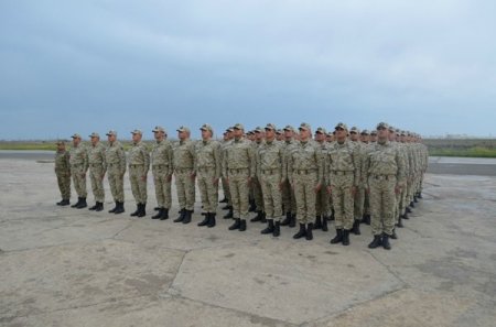 Azərbaycan hərbçiləri Moskvaya getdi