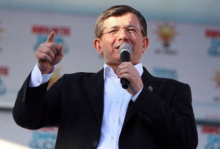Davudoğlu: Xocalıdakı soyqırımın hesabını versinlər