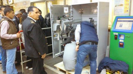 Bakı metropolitenində yeni aparatlar quraşdırılır