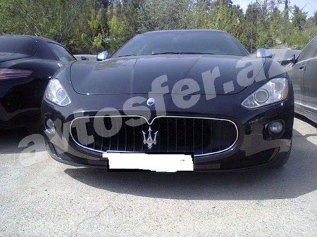 200 minlik “Maserati” və “SLS” cərimə meydançasında