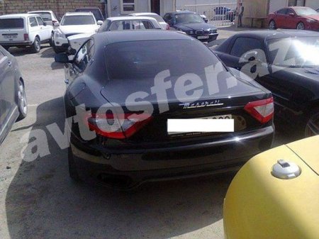 200 minlik “Maserati” və “SLS” cərimə meydançasında
