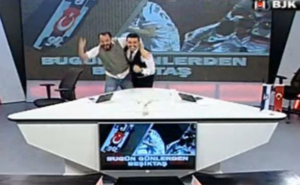 Futbol şərhçiləri studiyada yallı getdi, amma...