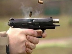 Dostunu güllələyib öldürən şəxs məhkəmə zalından azad edildi