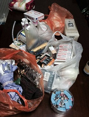 Minlərlə yumurta oğurlayan mühafizəçi saxlanıldı