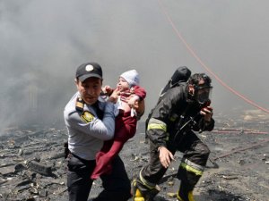 Ramil Usubov bu qəhrəman polislə və fotoqrafla görüşdü
