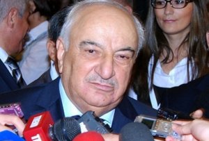 Yanan binanın sakinləri hələ 5 ay gözləməlidir