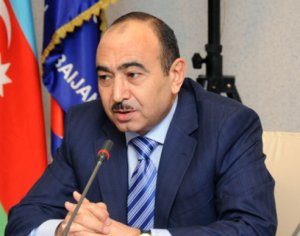 Əli Həsənov: “Bu dairələrə xəbərdarlıq edirik ki...”