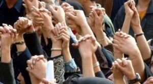 İranda etiraz aksiyaları başladı