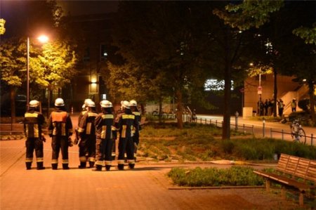Özünü partlatmaq istəyəni qızı satdı