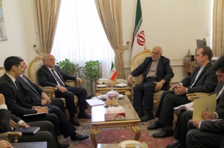 Bakı ilə Tehran əlaqələri möhkəmlənir