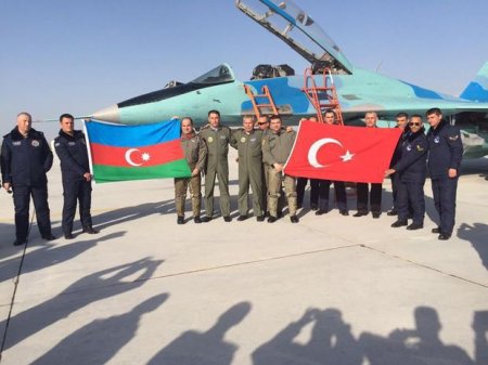 Azərbaycan və Türkiyə birgə hərbi təlimlərə başlayır