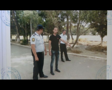 Əynindəki köynəyə görə məktəbin həyətində dostunu öldürən gənc 9 il cəza aldı