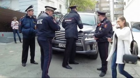 Polislərin üstünə maşın sürmüş erməni 5 illik həbs oluna bilər