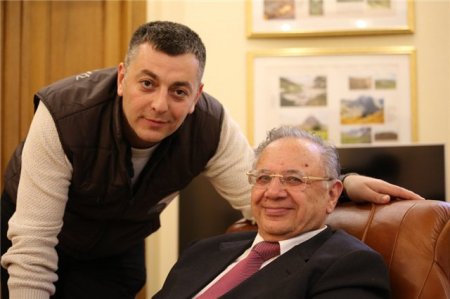 3 ölkə azərbaycanlı haqqında film çəkir