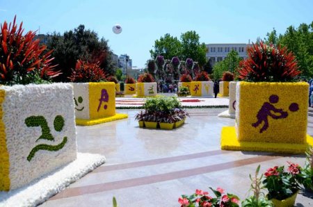 Bakıda Gül bayramı
