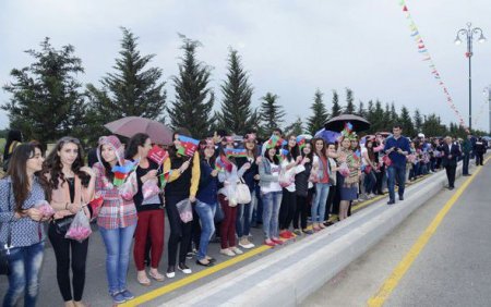 Cəbhə bölgəsində möhtəşəm Məşəl festivalı