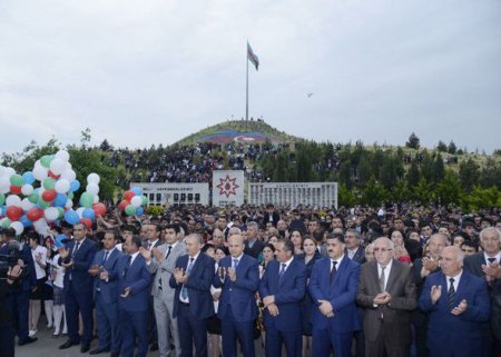 Cəbhə bölgəsində möhtəşəm Məşəl festivalı