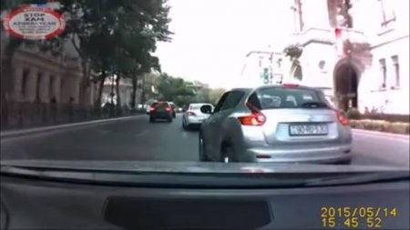 Bakının mərkəzində xanım sürücü qəzaya səbəb oldu