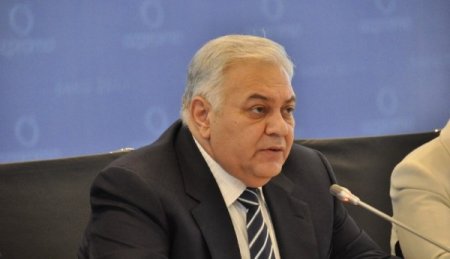 Oqtay Əsədov deputatlara xəbərdarlıq etdi