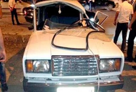 Bakıda polislər qəzaya düşdülər