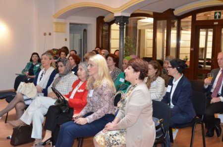 Avropada Azərbaycan çayının dəmlənməsi üzrə ustad dərsi