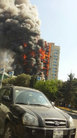Bakıda daha bir dəhşətli yanğın