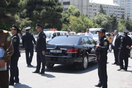 Zakir Qaralov yanğının səbəbini açıqladı