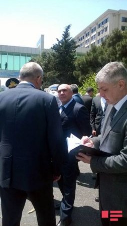 Zakir Qaralov yanğının səbəbini açıqladı