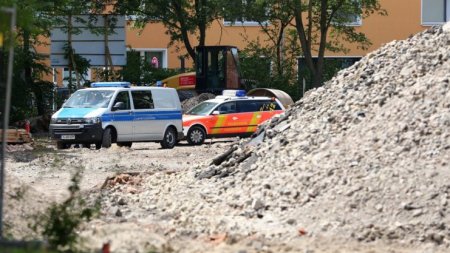 Almaniyada bomba həyəcanı: minlərlə insan evakuasiya olundu