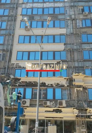 Bakıda “penoplast”lar belə sökülür...- Bu gün