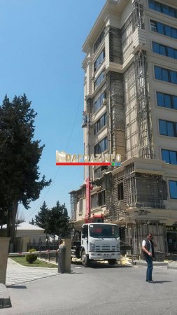 Bakıda “penoplast”lar belə sökülür...- Bu gün