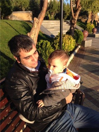 Binada yanan Ayxanın atası ürəkləri dağladı