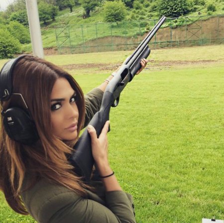 Kim Kardaşyanın ən yaxın rəfiqəsi Qəbələdə