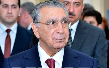 Ramiz Mehdiyevin kitabı ingilis dilində işıq üzü görüb