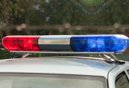 Mingəçevirdə polisi ayağından asdılar