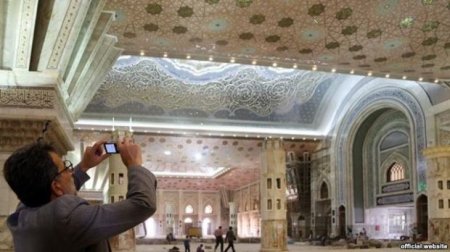 Xomeyninin məqbərəsi təmirdən sonra hətta fanatlarını da şoka salıb