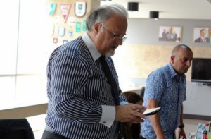 Fransa səfiri bizi Qafqaz buzlaqlarının əriməsi ilə qorxudur